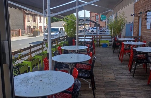 Saint-Eloy-les-Mines Apartment | Apartment 'Le Bellagio' with Shared Terrace and Wi-Fi