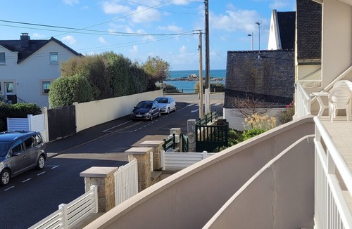 Ploemeur Apartment | Apartment "Hoedic" - Getaway by the ocean