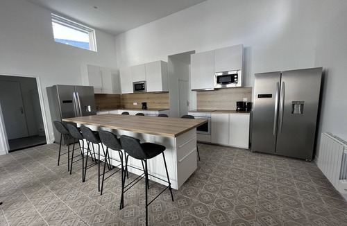 Republique Apartment | Apartment in Le Mans near Historic Center