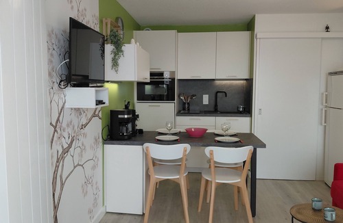 Quiberon Apartment | Apartment in quiet residence facing the beach with sea view