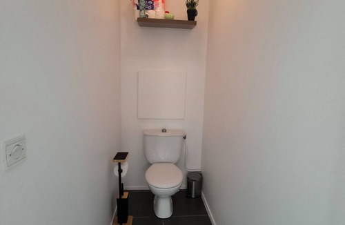 Champs-sur-Marne Apartment | Apartment just a stone's throw from the RER A line—Paris, Disney, and Centrex