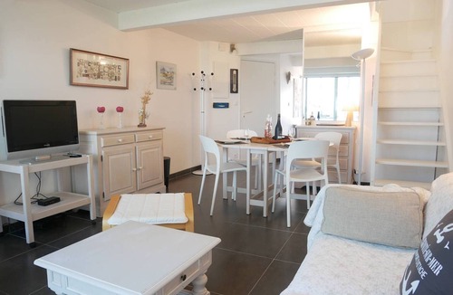 La Trinite-sur-Mer Apartment | Apartment La Trinité-sur-Mer, 2 bedrooms, 4 persons