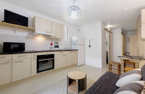 Gresse-en-Vercors Apartment | Apartment 'Les Centaurees' with Mountain View, Shared Pool and Private Garden