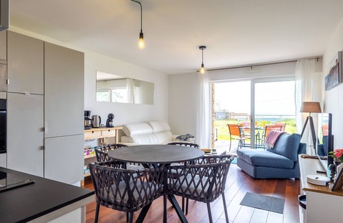 Trebeurden Apartment | Apartment 'Les Pieds Dans L'eau' with Sea View, Private Terrace and Wi-Fi