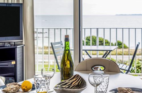 Quiberon Apartment | Apartment Les Trois Iles-9 by Interhome