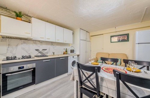 Le Folgoet Apartment | Apartment 'Location Meublé Ty Kim' with Shared Terrace and Wi-Fi