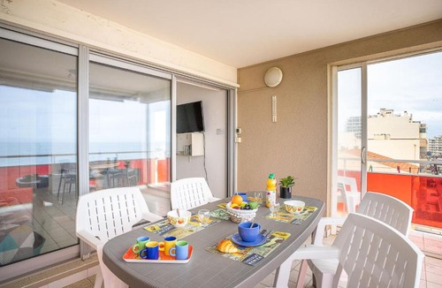 Canet-Plage Apartment | Apartment Pleine Mer by Interhome