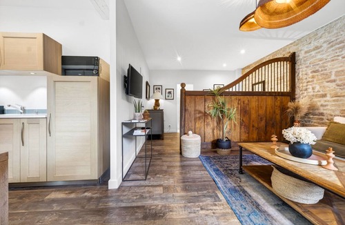 Vignoles Apartment | Apartment-Private Bathroom-Apartment-Terrace