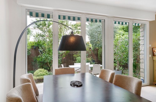 Saint-Cloud Apartment | Apartment 'Sur Jardin Clos' with Private Terrace, Private Garden and Wi-Fi