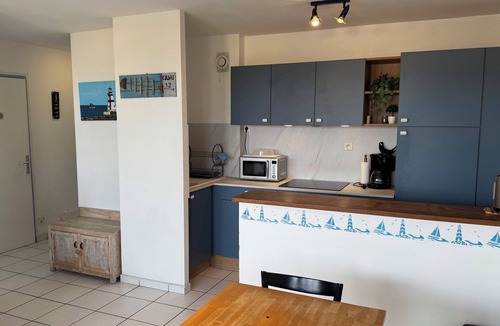Perros-Guirec Apartment | Apartment T 2 PERROS GUIREC PANORAMIC SEA VIEW ROSE GRANITE COAST
