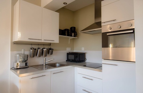 Concarneau Apartment | APARTMENT T2 150 m FROM THE SEA BEACH 800m EVERYTHING ON FOOT (WI-FI) BICYCLES