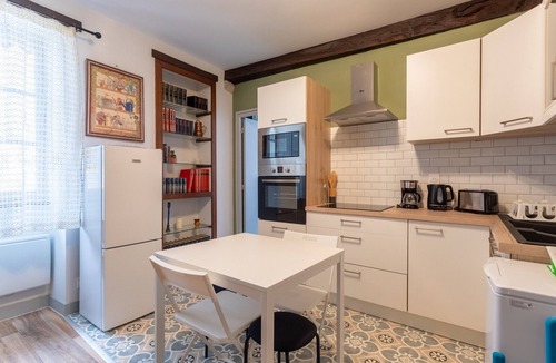 Salies-de-Bearn Apartment | Apartment 'T2 Alicia' with Wi-Fi