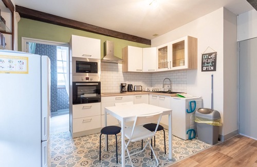 Salies-de-Bearn Apartment | Apartment 'T2 Alicia' with Wi-Fi