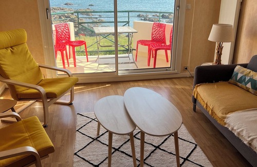 Le Croisic Apartment | Apartment T3 seafront 70 m2 4 persons