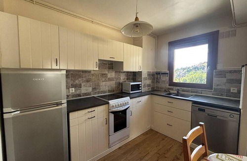 Les Angles Apartment | Apartment T4 Center - 3 Bedrooms, South Balcony