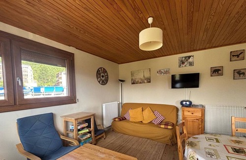 Les Angles Apartment | Apartment T4 Center - 3 Bedrooms, South Balcony