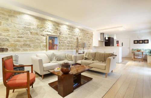 Chaillot Apartment | Apartment Terrasse Champs Elysées by Studio prestige