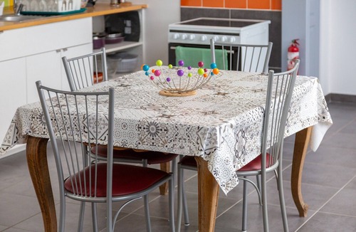 Bannalec Apartment | Apartment 'Ty Sterenn' with private garden, Wi-Fi and air conditioning