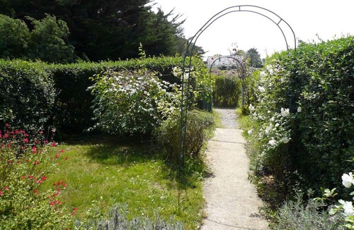 Le Palais Apartment | Apartment with garden and terrace, pets allowed, parking included