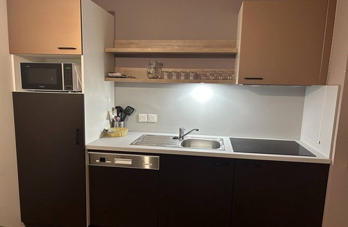 Chatel-Guyon Apartment | Apartment with loft in holiday park
