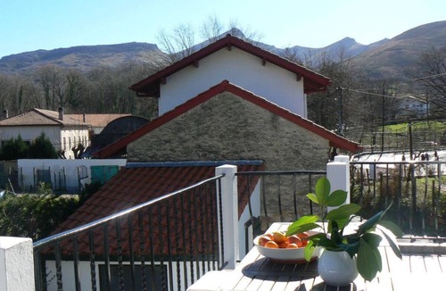 Urrugne Apartment | Apartment with terrace