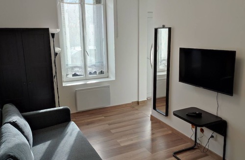 Saint-Jean-les-Deux-Jumeaux Apartment | Appartement 2p à St Jean à 35min de Paris & 20min de Disney