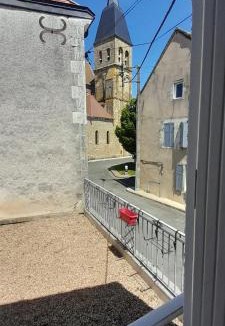 Levroux Apartment | Appart 2 chambres terrasse privée wifi Levroux