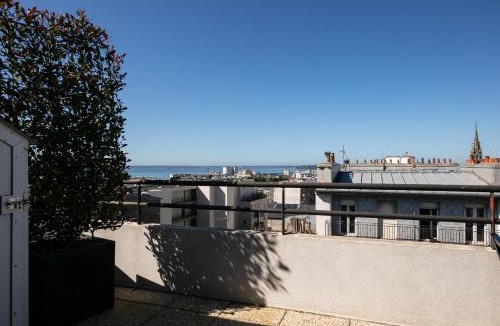 Saint-Marc Apartment | Appart de standing au centre-ville avec Vue Mer Terrasse et Garage