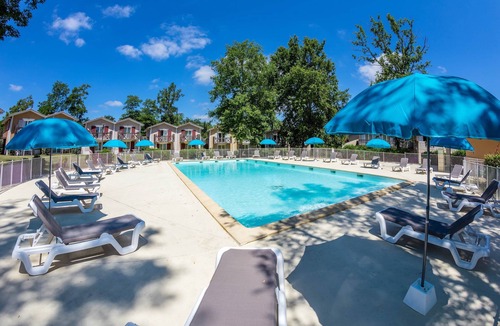 Barbaste Condo | Appart Sur Le Cours De Golf + 3 Piscines Sur Place