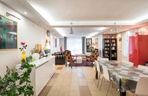 Saint-Symphorien-d'Ozon Apartment | Appartement Indépendant en maison à 15 MIN de LYON