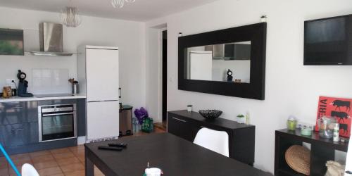 Le Boulou Apartment | Appartement-2- privé, terrasse, parking et jardin