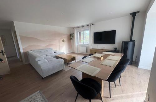 Langogne Apartment | Appartement 3 chambres avec jardin et garage