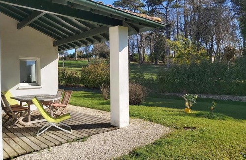 Ascain Apartment | Appartement 3* paisible à Ascain avec jardin et WIFI - FR-1-239-504