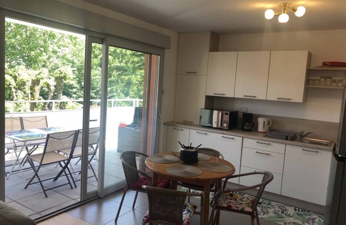 Aix-les-Bains Apartment | Appartement 48m² 1 chambre, garage, proche du lac