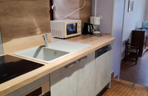 Arfeuilles Apartment | Appartement Arfeuilles, 3 pièces, 4 personnes - FR-1-489-264