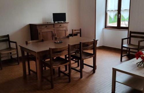 Arfeuilles Apartment | Appartement Arfeuilles, 3 pièces, 4 personnes - FR-1-489-264