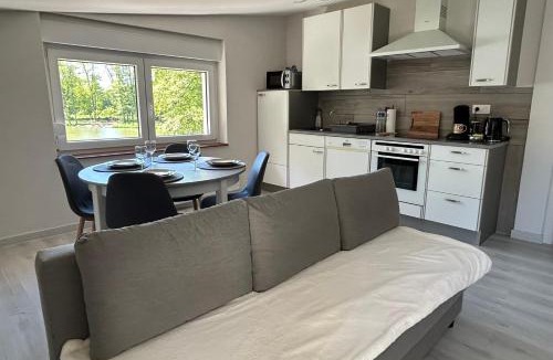 Guenviller Apartment | Appartement au Domaine du Cygne