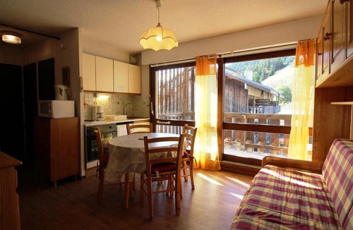 Auris Apartment | Appartement Auris, 1 pièce, 4 personnes - FR-1-297-41