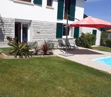 Saint-Palais Apartment | Appartement avec piscine privée à Saint-Palais, 60 m²