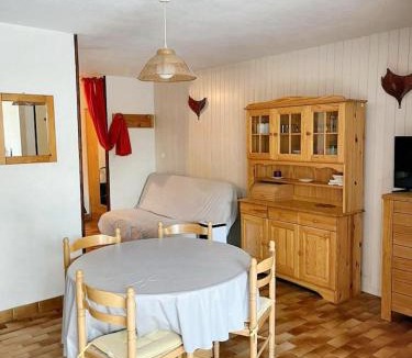 Les Arenes Apartment | Appartement charmant à Canet-en-Roussillon/35 m²/Piscine.