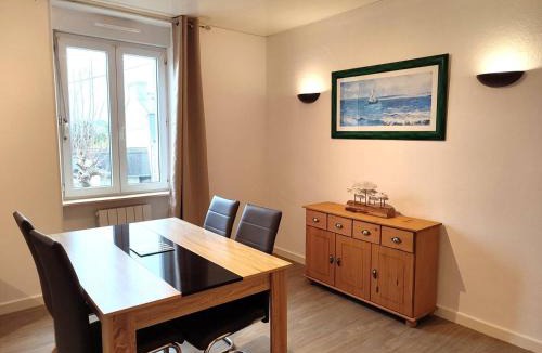 Trebeurden Apartment | Appartement central à Trébeurden, 500m plage, proche commerces, 2 chambres, 3 salles d'eau - FR-1-368-308