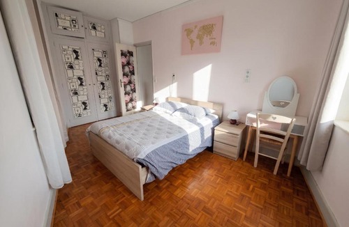 Neris-les-Bains Apartment | Appartement chaleureux à Néris-les-Bains - 57 m² avec terrasse