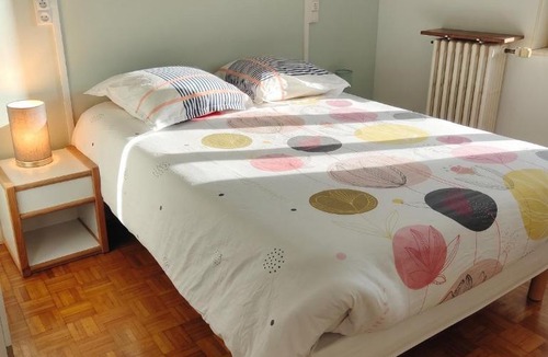 Neris-les-Bains Apartment | Appartement chaleureux à Néris-les-Bains - 57 m² avec terrasse