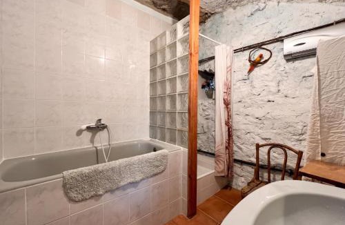Ardailles Apartment | Appartement charmant à Valleraugue avec terrasse, 40 m²