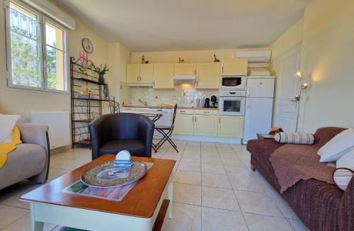 Port District Apartment | Appartement cosy vue mer - 2 pers. - FR-1-706-20