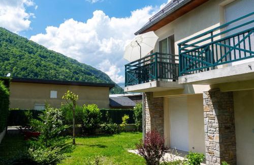Saint-Mamet Apartment | Appartement cosy à Saint-Mamet - 36 m² - Vue montagne