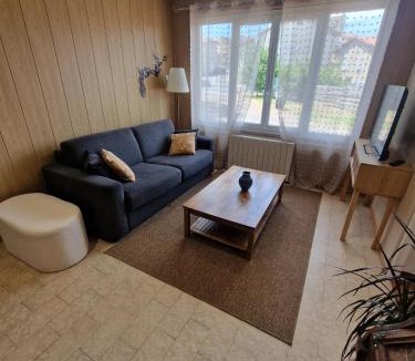 Lantriac House | Appartement cosy de plain-pied