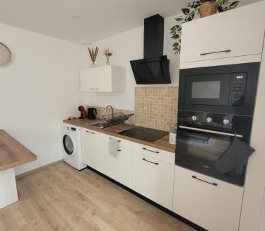 Commentry Apartment | Appartement cosy