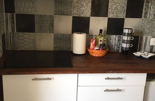 Stains Apartment | Appartement Cosy, Sécurisé, Situé Près du Stade de France Baptisé