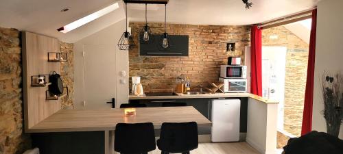 Chateaubriant Apartment | Appartement de Charme - Centre Ville